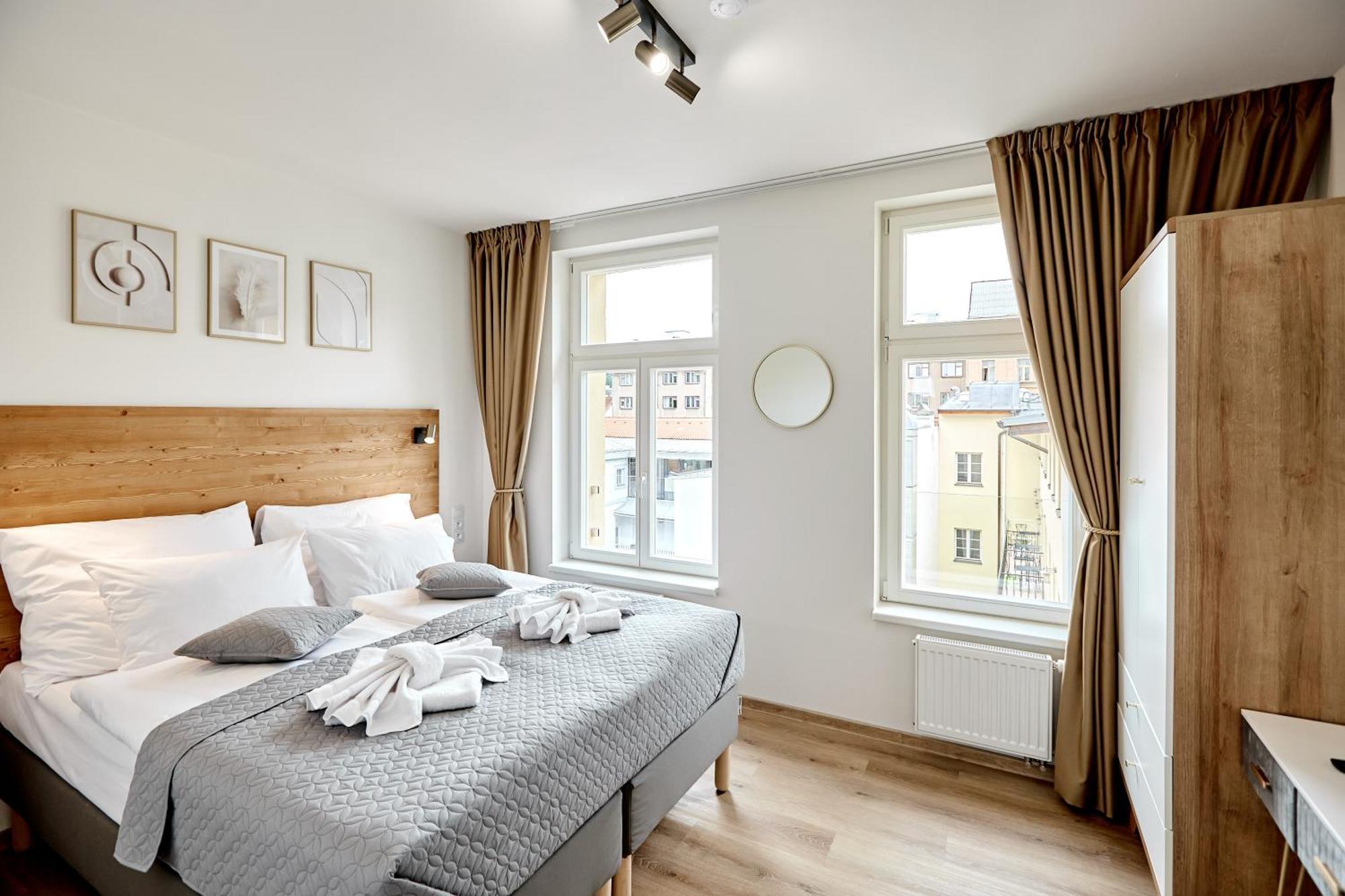 One-Bedroom Deluxe Apartment